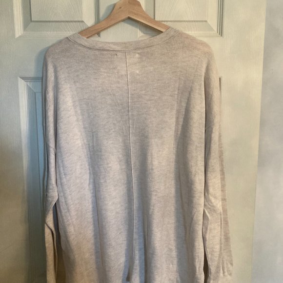 Lucky Brand V- Neck Ivory Sweater - NWT - Picture 3 of 9